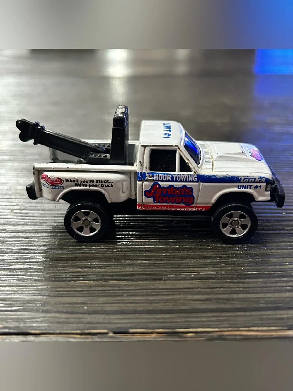 2000 Maisto Tonka Diecast Metal Collection 2 Tow Truck White Jimbos Towing 30
